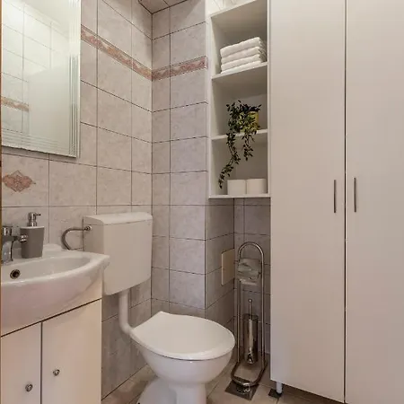 Apartment Nona *