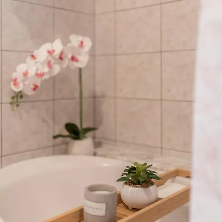 Nona Apartament *